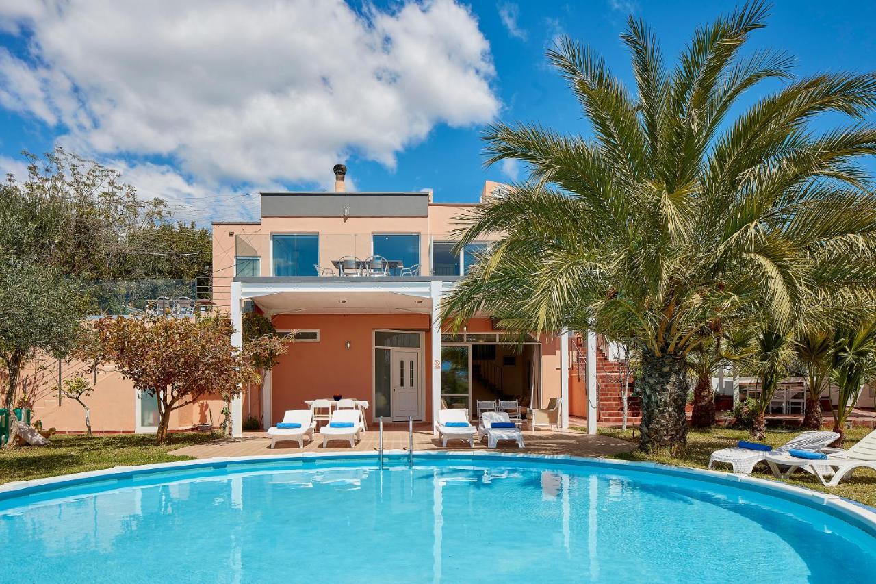 Seafront Villa Longobardi Ханья Экстерьер фото