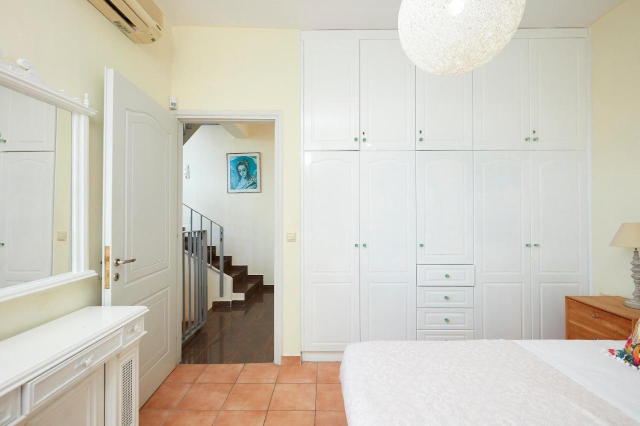 Seafront Villa Longobardi Ханья Экстерьер фото