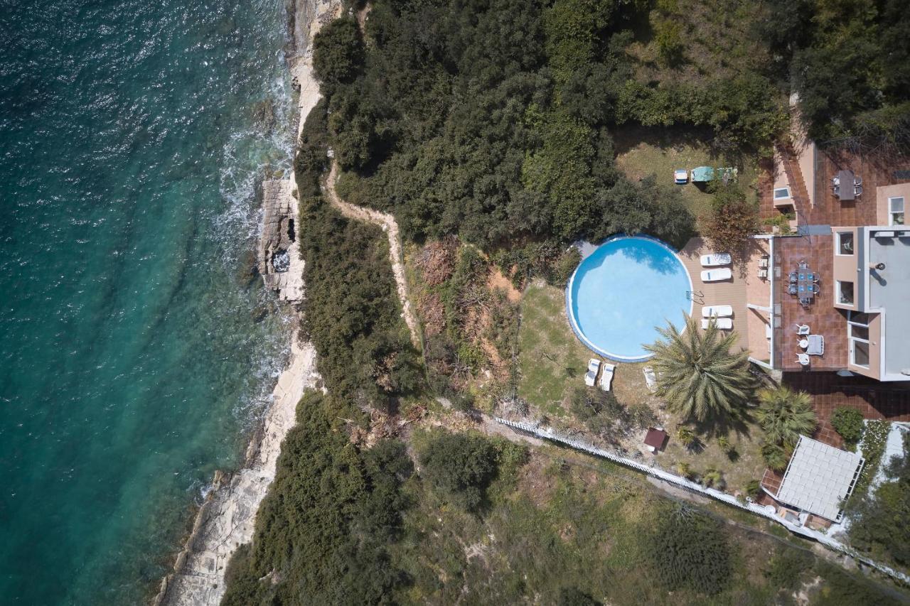 Seafront Villa Longobardi Ханья Экстерьер фото